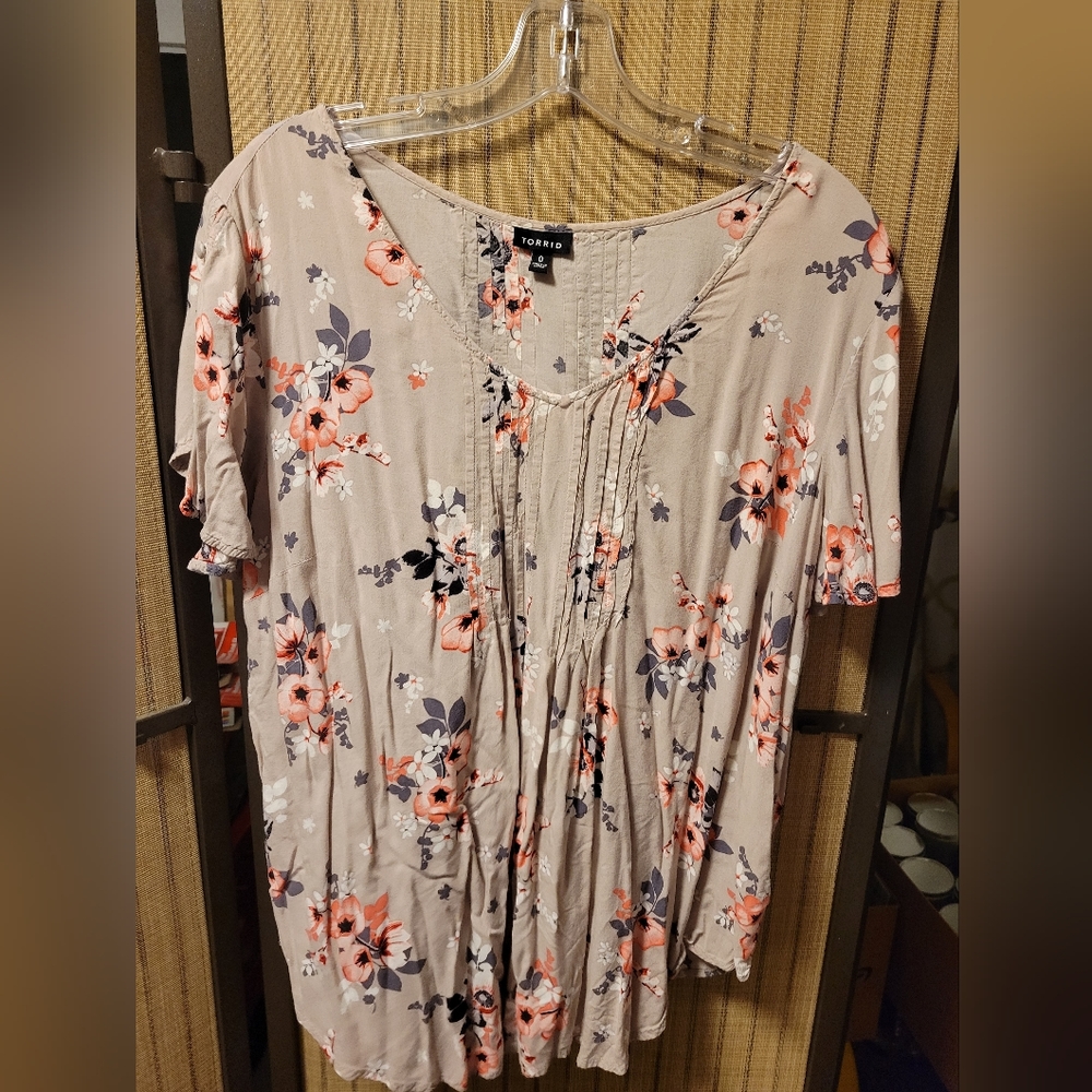 Torrid Size 0 Top🌸
